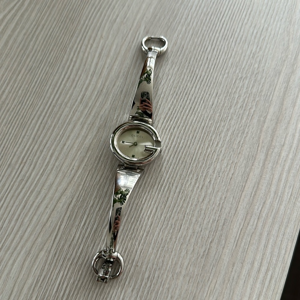Gucci watch